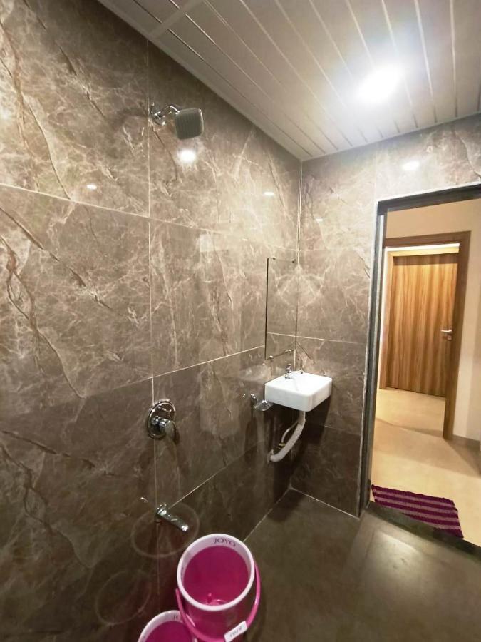 Sai Sagar Lodging & Boarding Ulhāsnagar Eksteriør billede